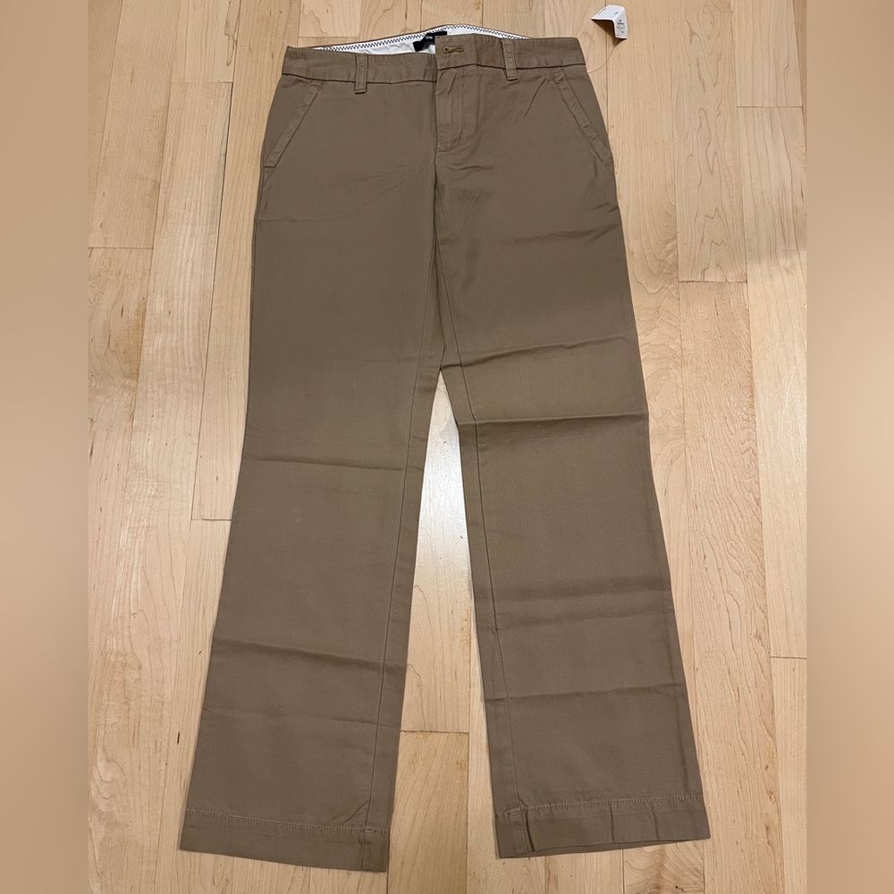 GAP Women’s Tan Chinos 00P